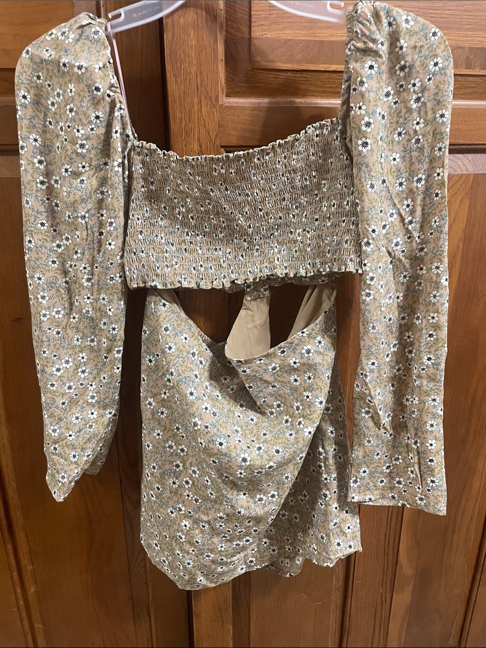 Floral Puff-Sleeve mini dress in Tan Sz. S runs small 0/2 NWOT Sky to Moon